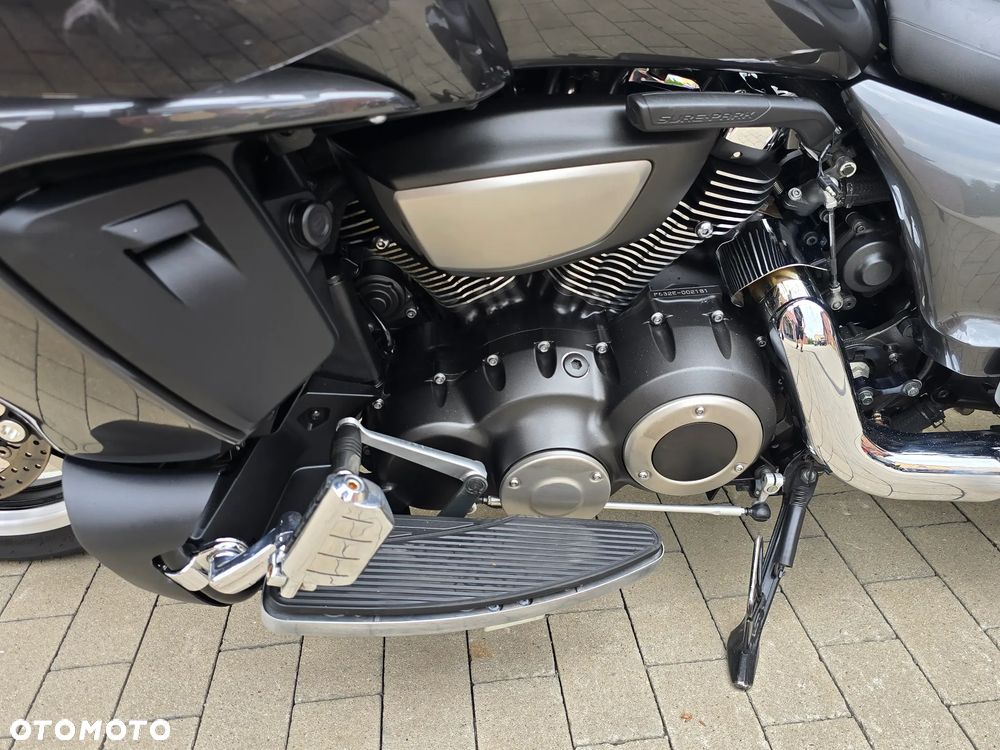 Yamaha Venture - 10