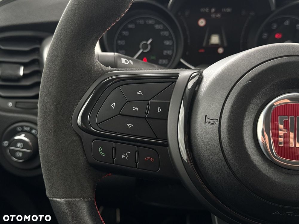 Fiat 500X 1.5 T4 Hybrid Sport DCT - 32