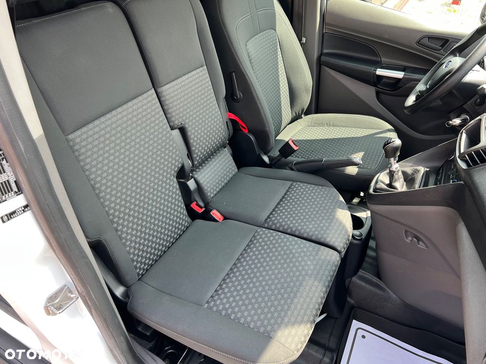 Ford Transit Connect - 30