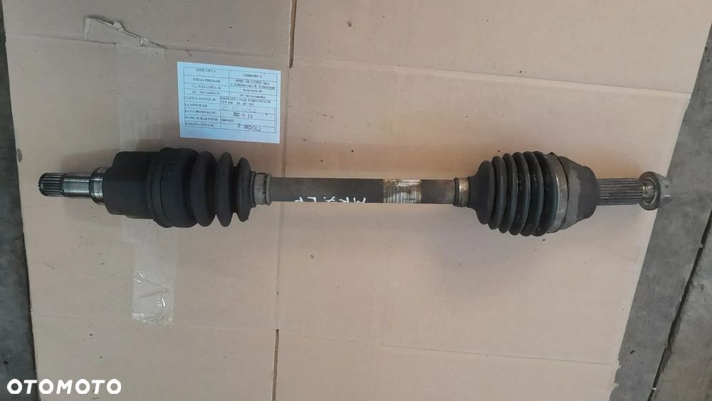 FORD FIESTA MK7 1.25 PÓŁOŚ LEWA - 1