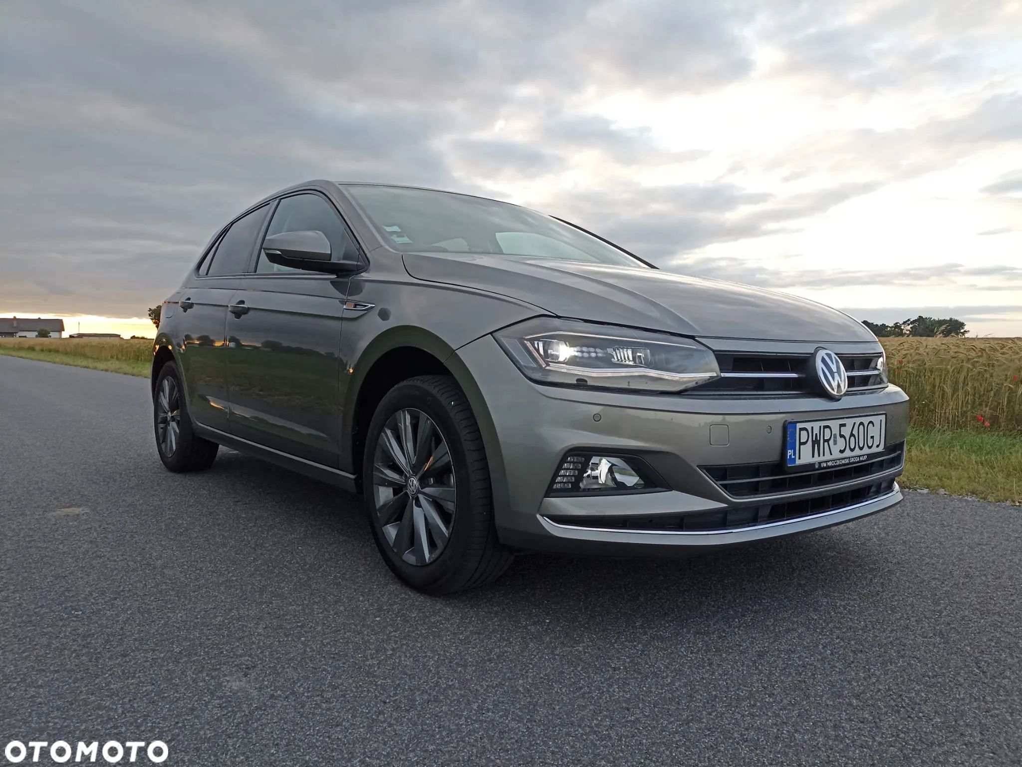 Volkswagen Polo - 1