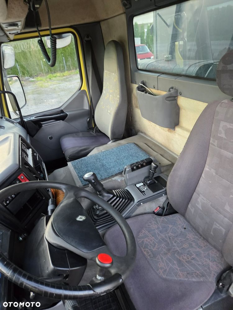 Renault Kerax - 13