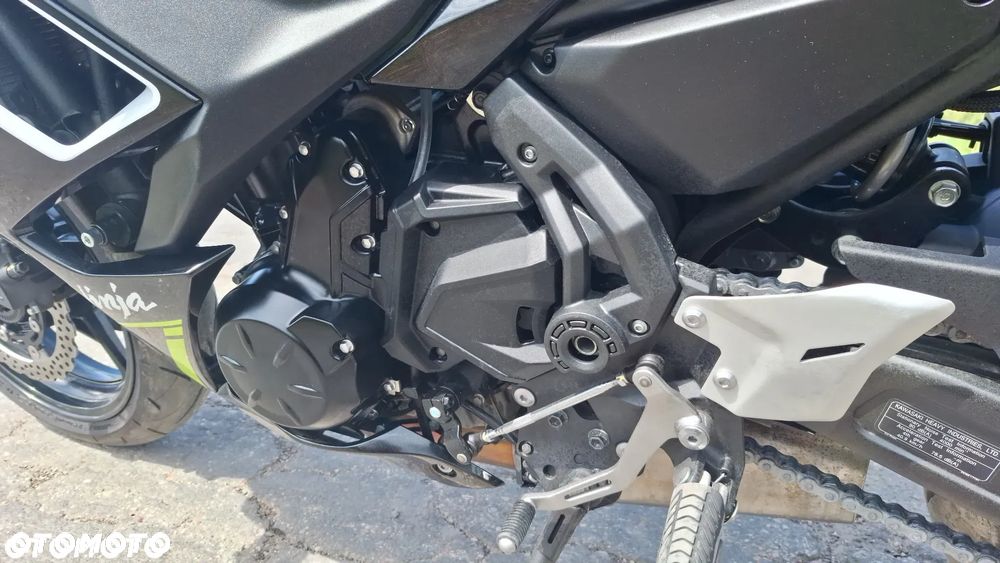 Kawasaki Ninja - 22