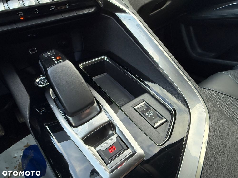 Peugeot 3008 225 e-EAT8 Allure Pack - 20