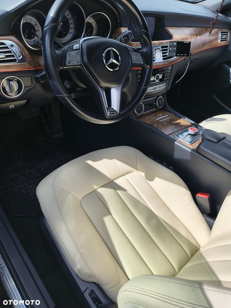 Mercedes-Benz CLS 350 CDI BlueEff - 14