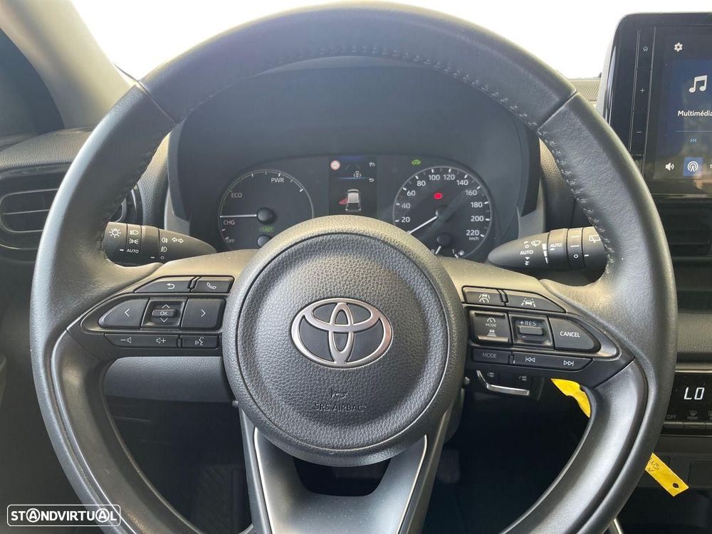 Toyota Yaris - 16