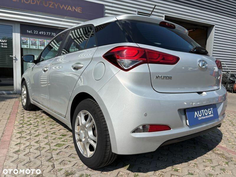 Hyundai i20 1.2 GO - 23