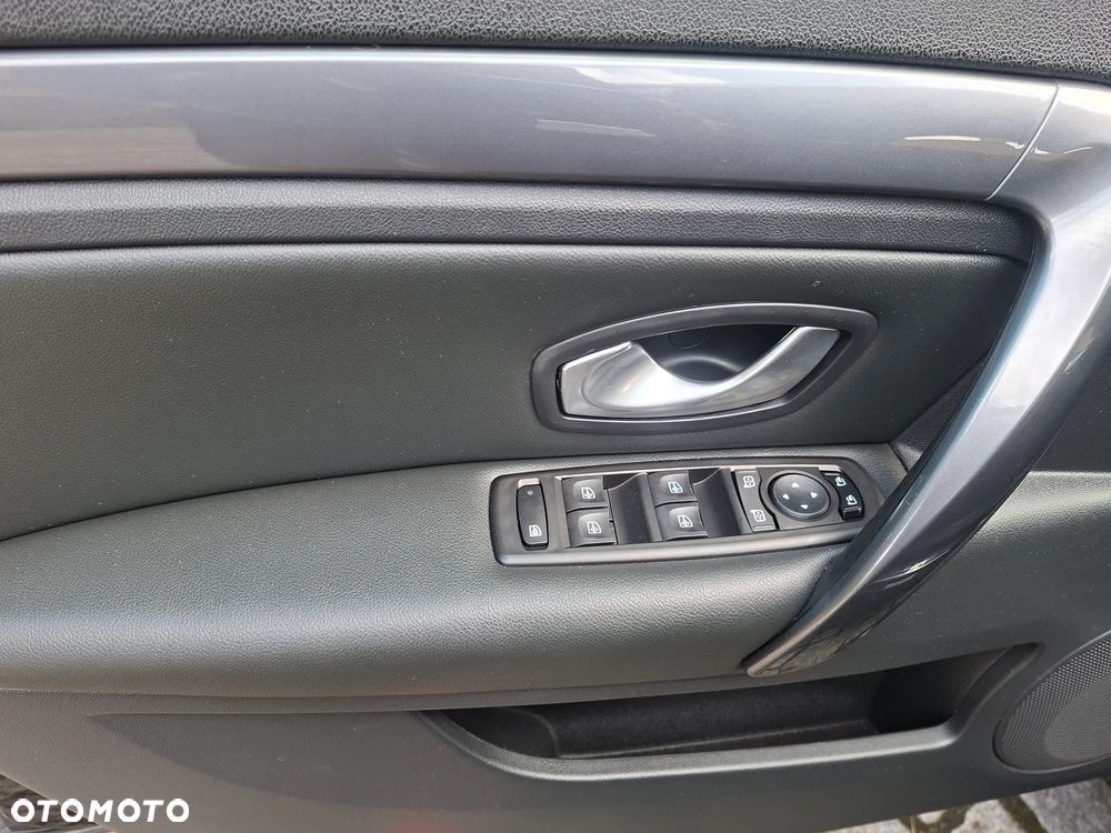Renault Laguna 2.0 16V 140 Sportway - 13