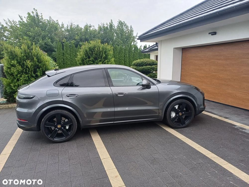 Porsche Cayenne Turbo Tiptronic S - 24