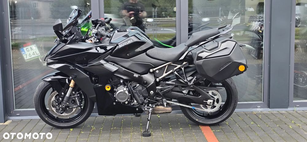 Suzuki GSX - 25