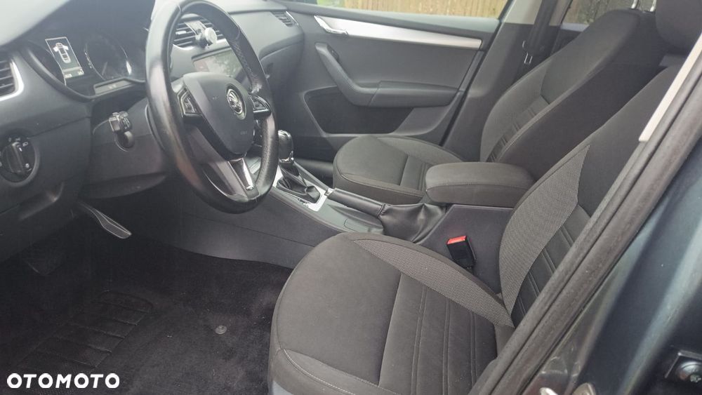 Skoda Octavia 1.4 TSI Style DSG - 9