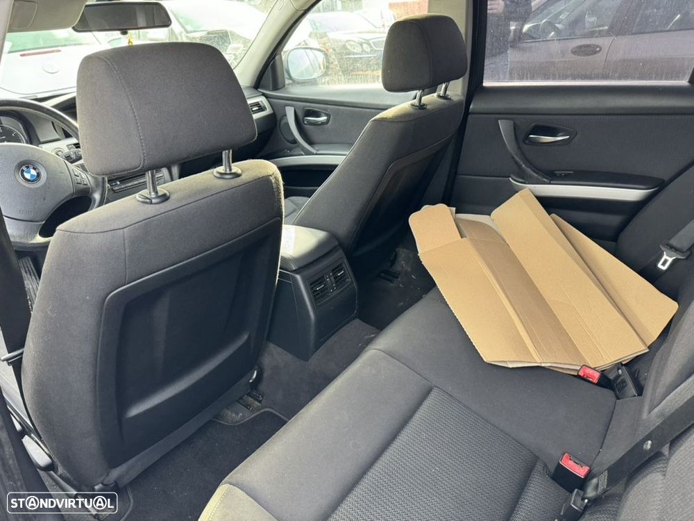 Bmw E90 320D para peças - 7