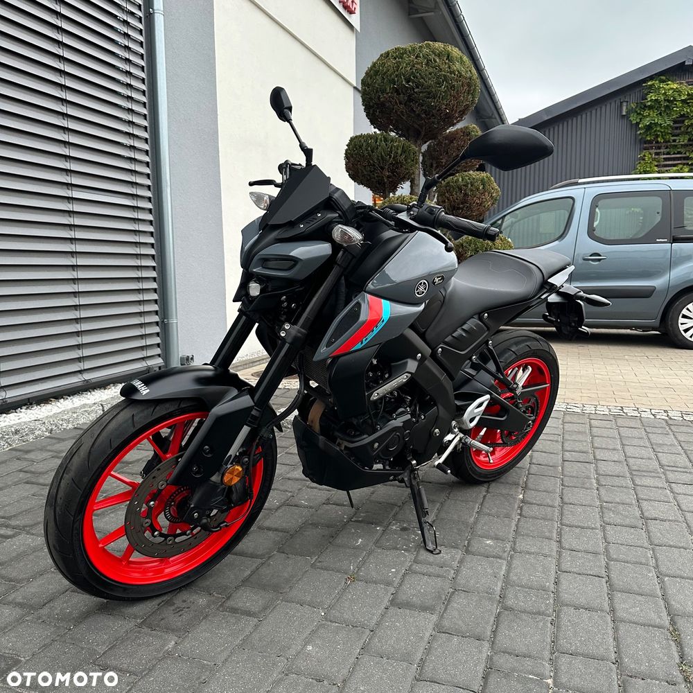 Yamaha MT - 6
