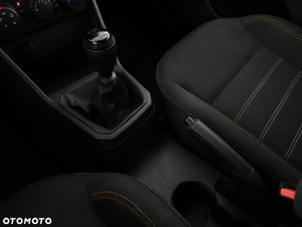 Dacia Sandero Stepway TCe 90 Essential - 26