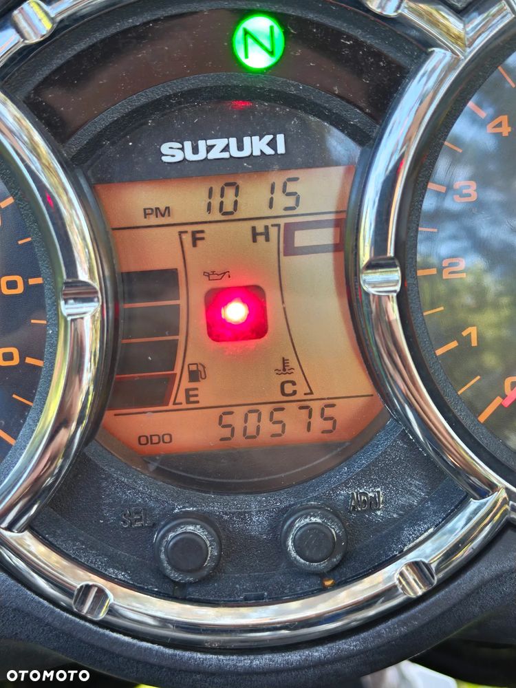 Suzuki DL - 7