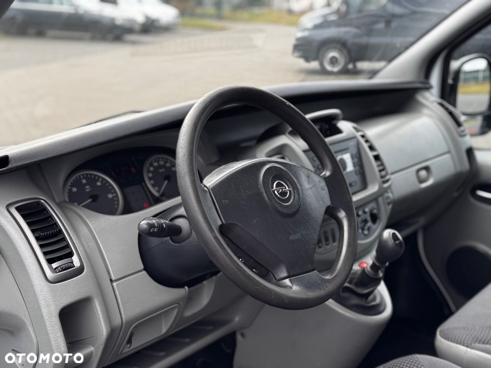 Opel VIVARO - 10