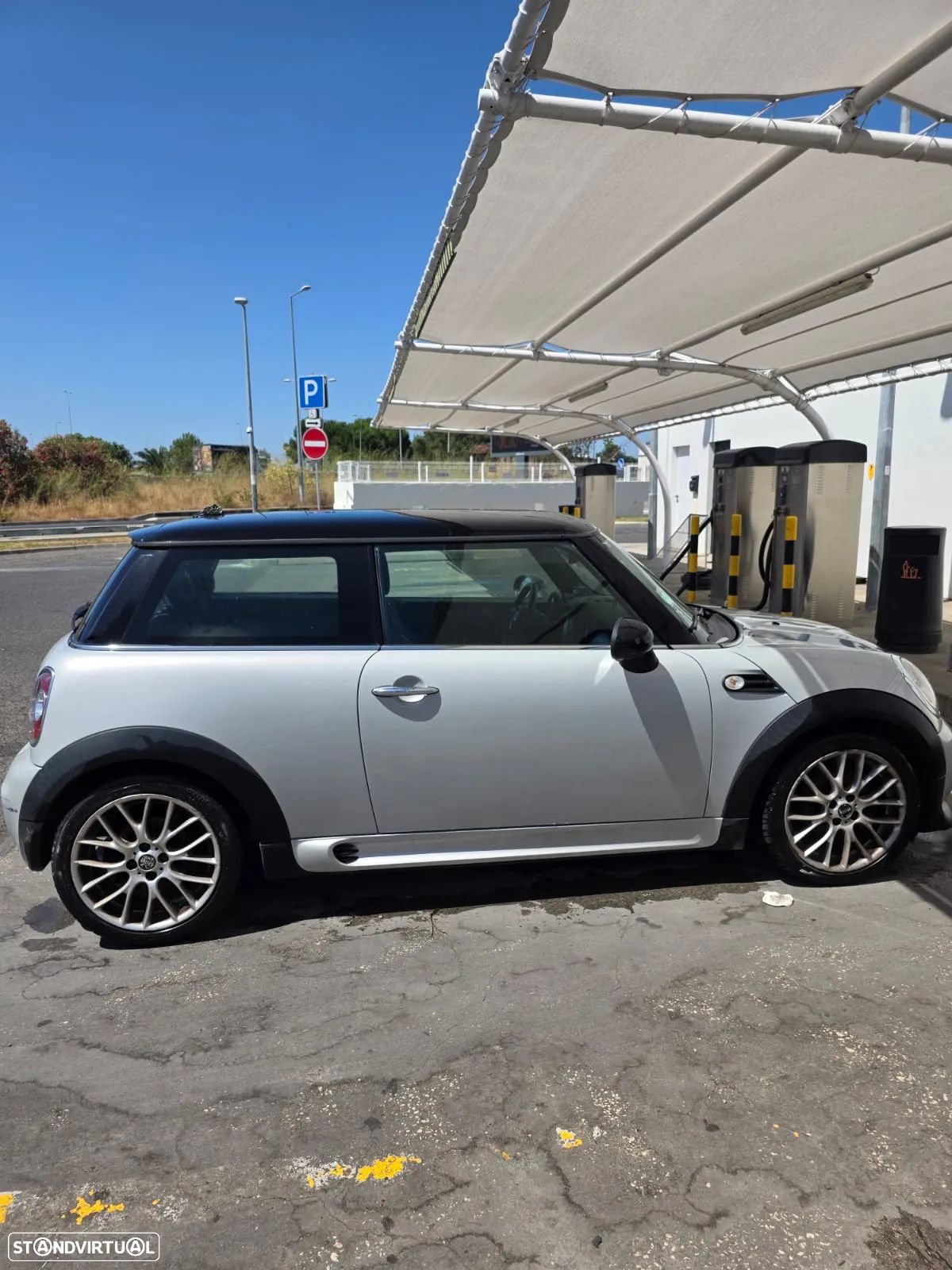 MINI 3 Portas Cooper D - 1