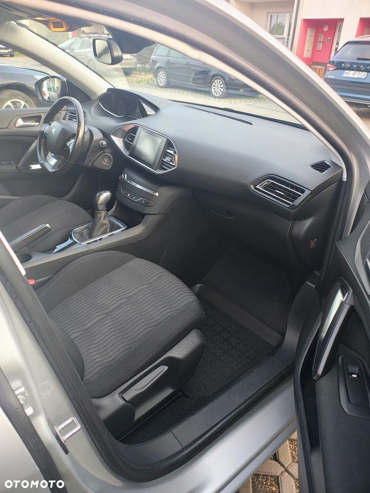 Peugeot 308 1.6 HDi Active - 14