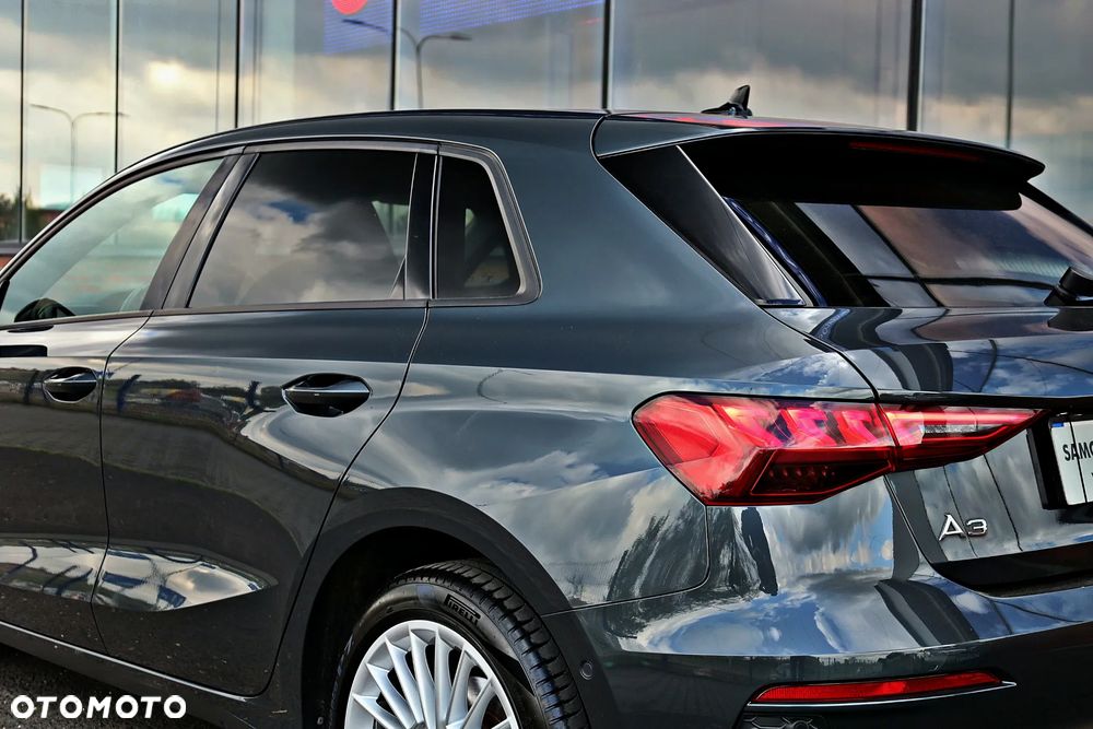 Audi A3 Sportback - 12
