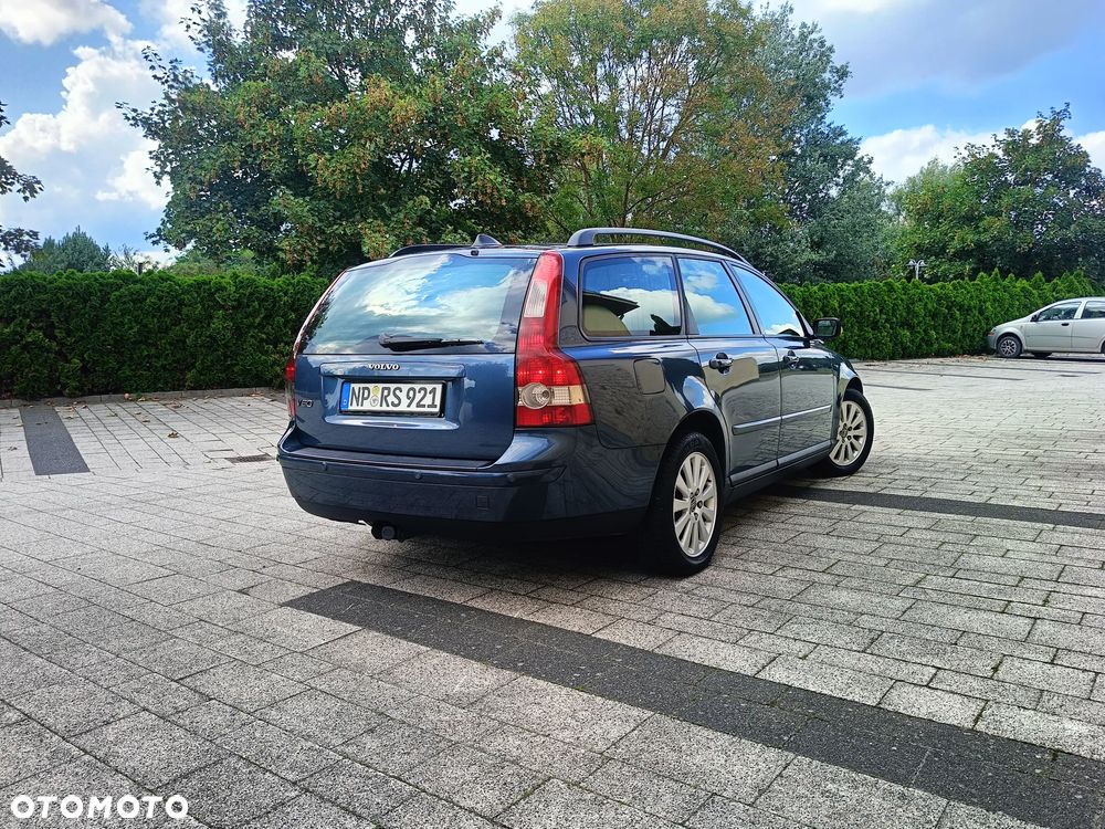 Volvo V50 2.0D Momentum - 9