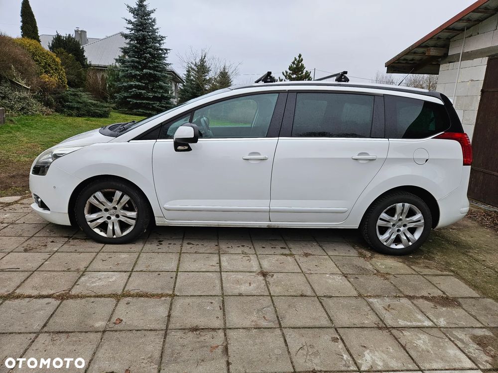 Peugeot 5008 - 2