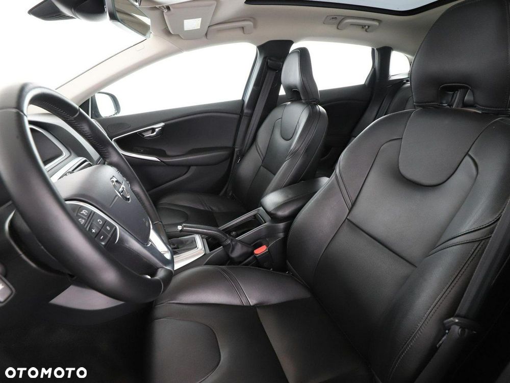 Volvo V40 D2 Geartronic Inscription - 13