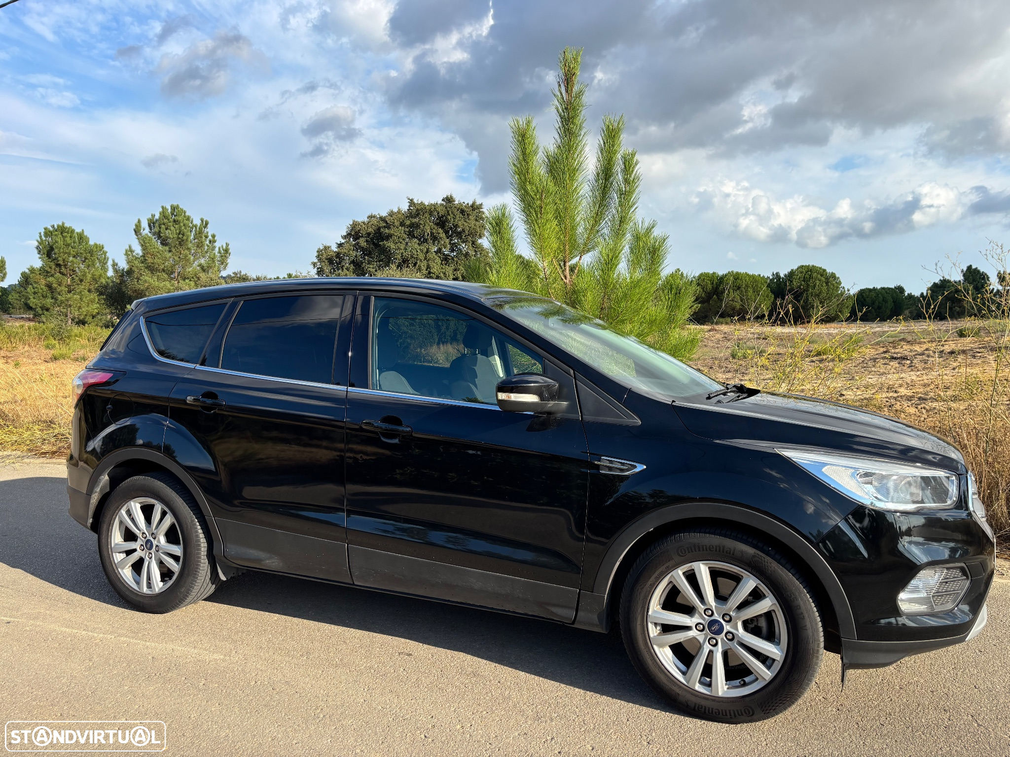 Ford Kuga 1.5 TDCi Business - 4