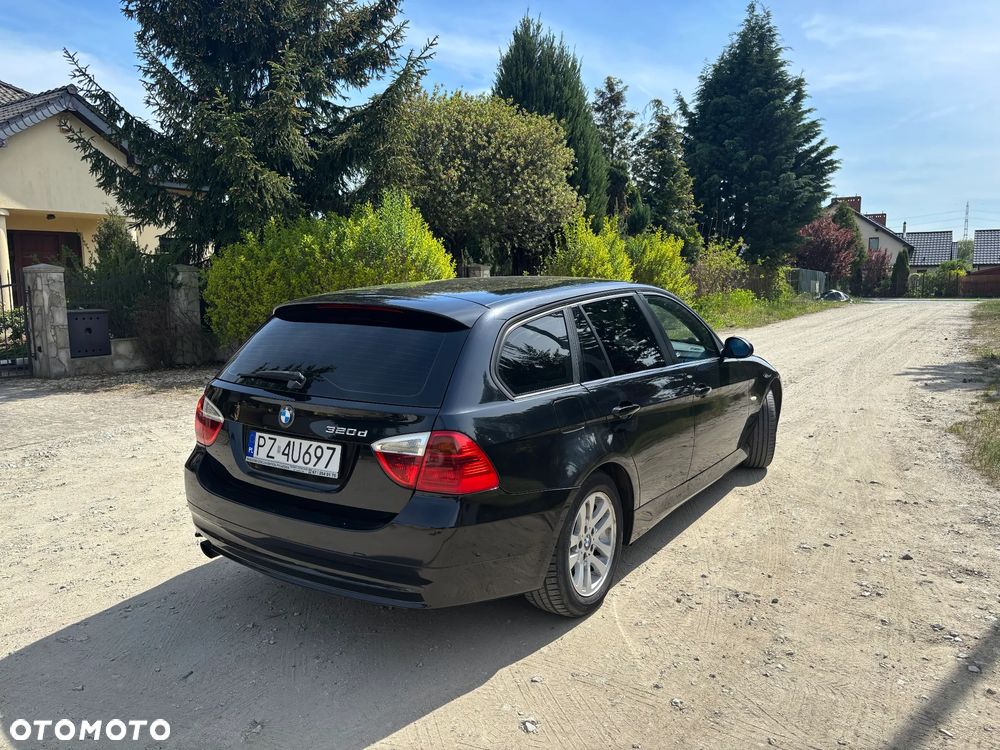 BMW Seria 3 320d - 5