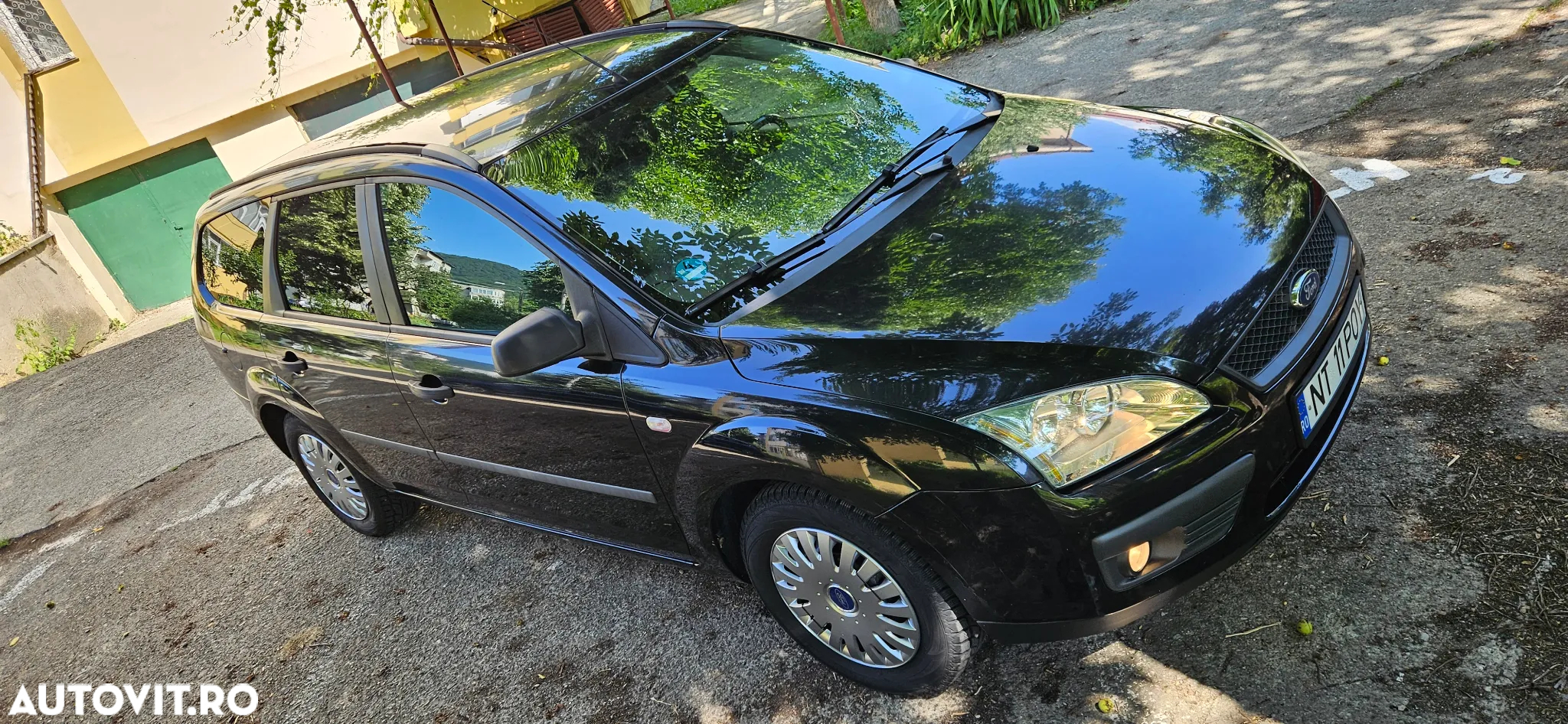 Ford Focus Wagon 1.6i Comfort - 6