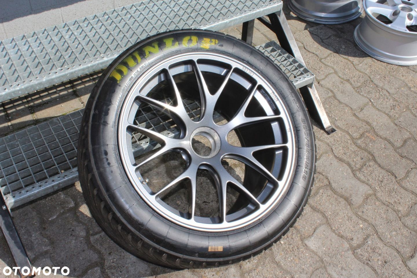 1x KOŁO BBS RE1362 CENTRALNA ŚRUBA CENTRALOCK MOTORSPORT - 3