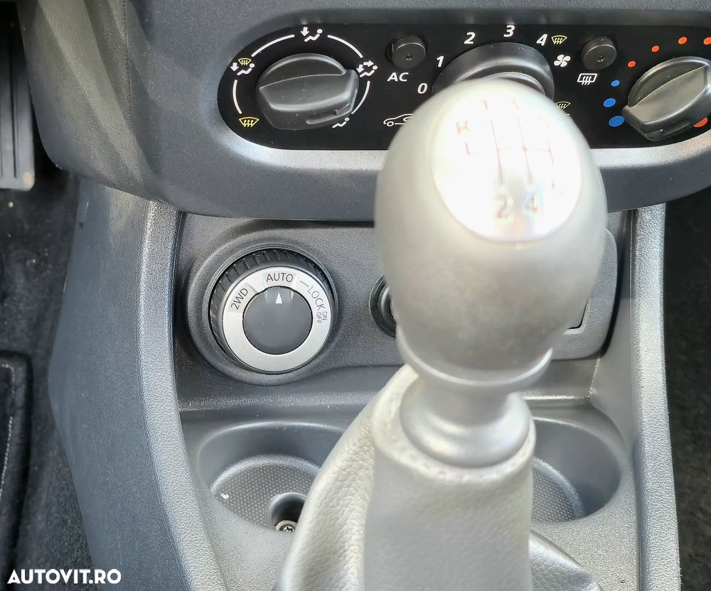 Dacia Duster 1.5 dCi 4x4 Ambiance - 8