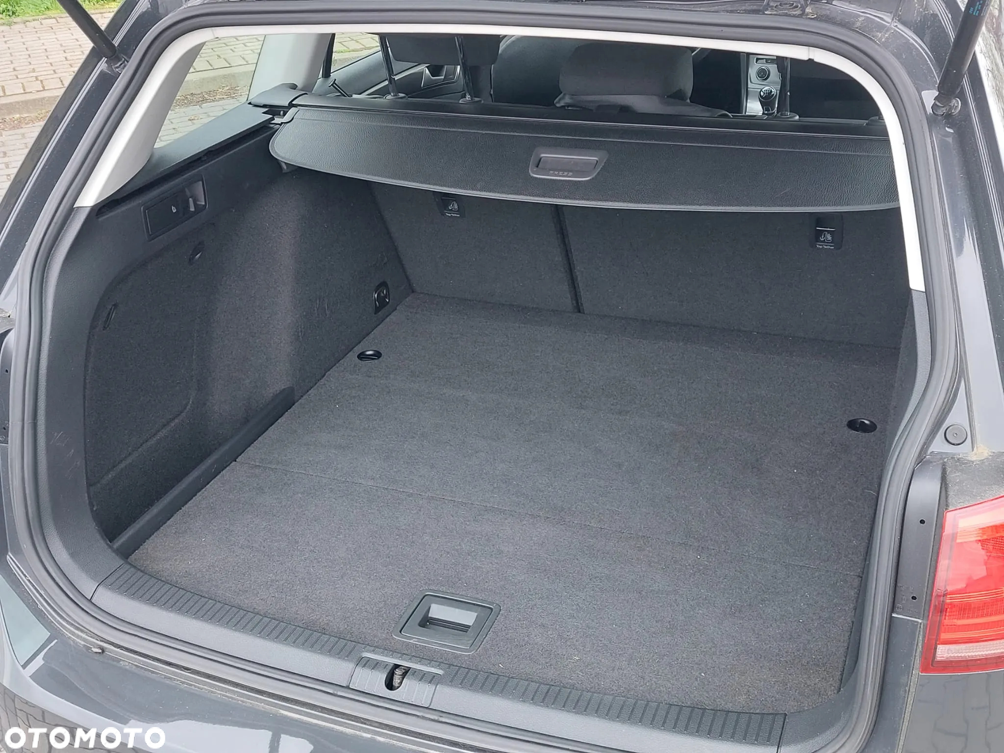 Volkswagen Golf 1.6 BlueTDI Trendline - 14