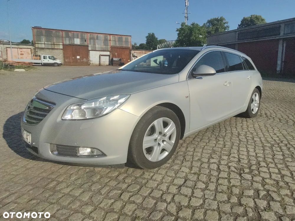Opel Insignia 1.8 - 1