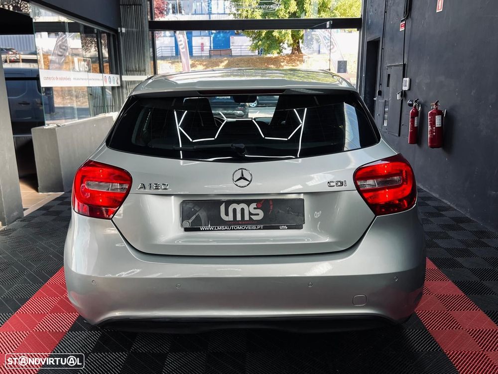 Mercedes-Benz A 180 d Urban - 10