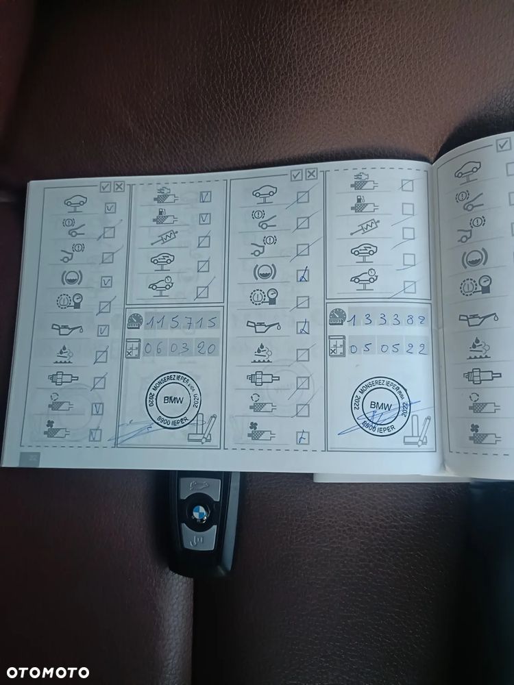 BMW Seria 5 520d Touring BluePerformance Sport-Aut - 40