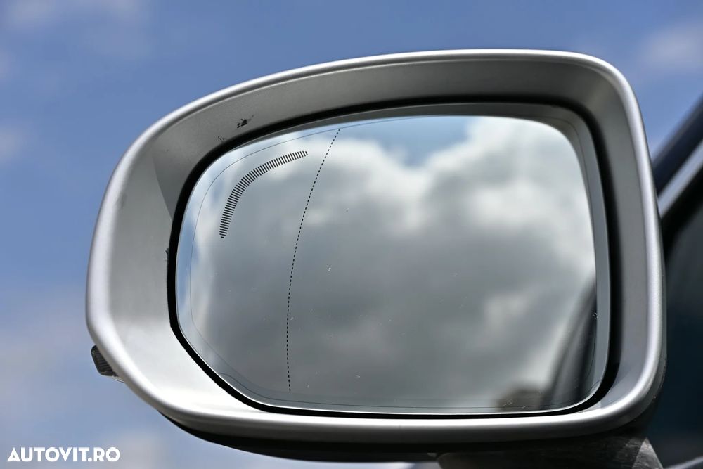 Volvo XC 60 D5 AWD Geartronic Inscription - 37