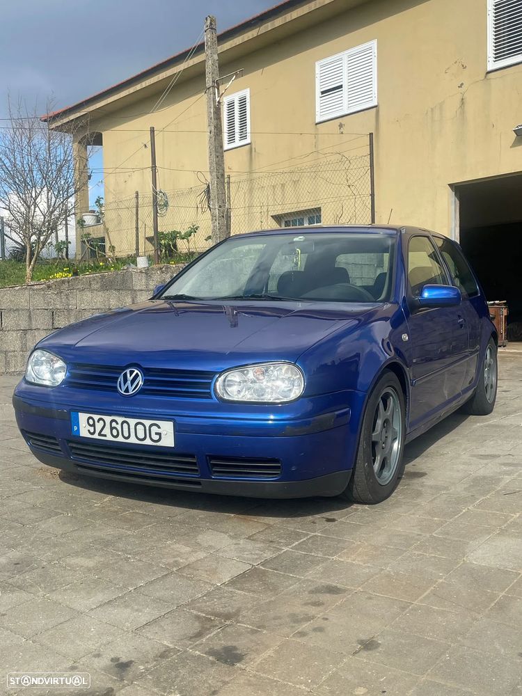 VW Golf 1.9 TDi Highline Aut. - 1