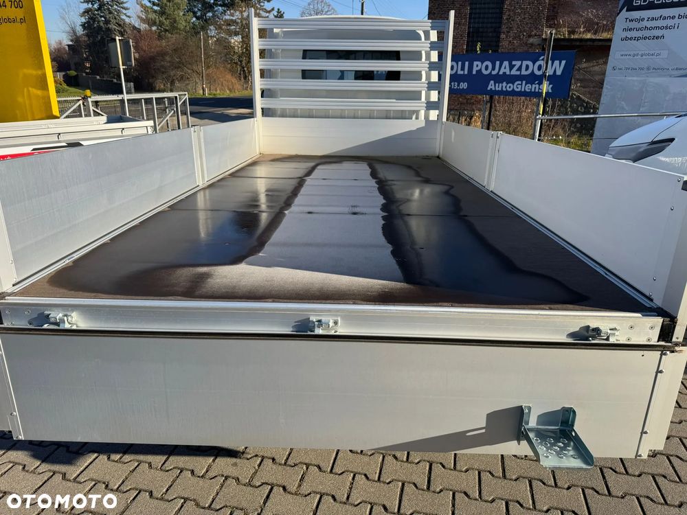 Maxus E-Deliver 9 - 7