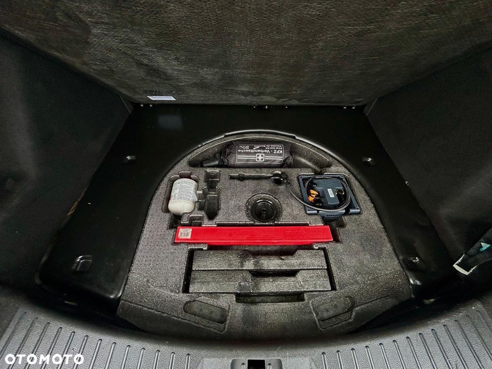 Ford Kuga 1.6 EcoBoost FWD Titanium Plus ASS - 34