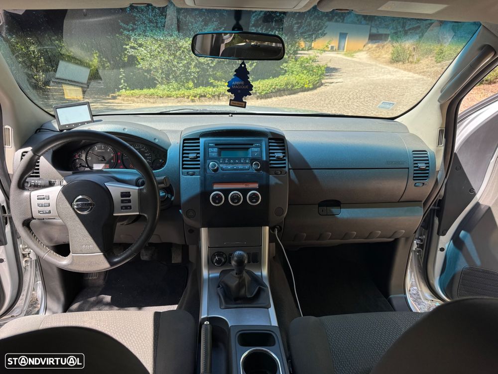 Nissan Navara - 12