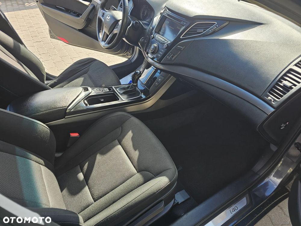 Hyundai i40 i40cw 1.7 CRDi Automatik Fifa World Cup Edition Gold - 10