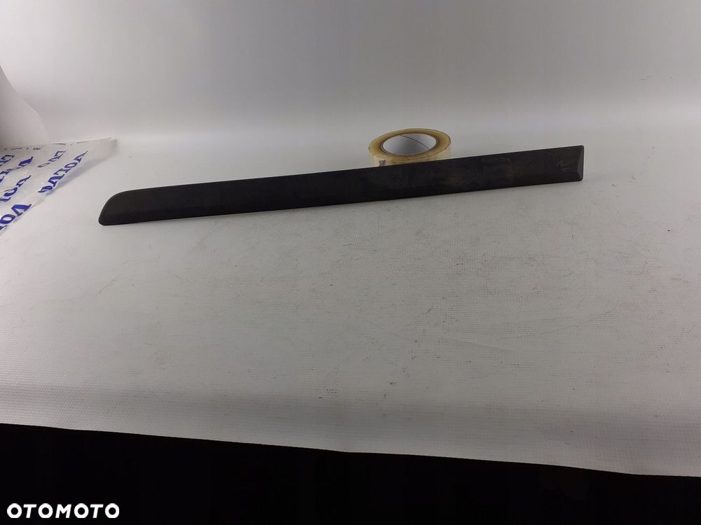 Listwa drzwi lewa tył Volvo S40 V50 2004-2007 rok. - 1