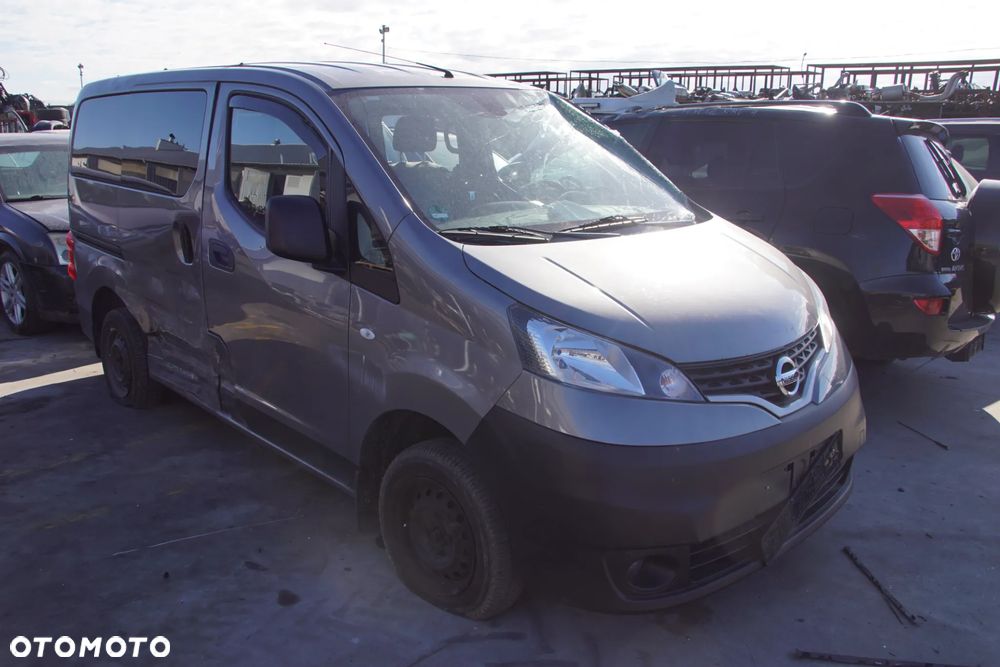 Auto na części - Nissan NV200 Campervan 1.5 DCI 110 KM K9K646 TL4118 K51 2015R Silnik Skrzynia Drzwi Maska Błotnik Zderzak Lampa Klamka Szyba Lusterko Sterownik Moduł Czujnik Licznik Panel Kierownica - 8