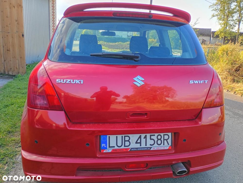Suzuki Swift - 3