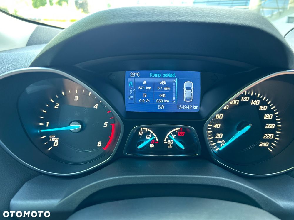 Ford Kuga 2.0 TDCi 2x4 Titanium - 39