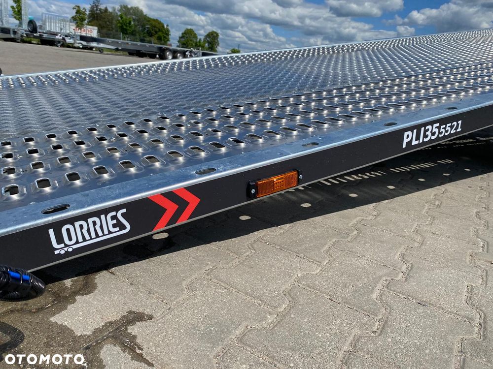 Lorries Dostawa laweta UCHYLNA GRAWITACYJNIE 550x201cm DMC3500kg wypełnienie z blachy alu - 20