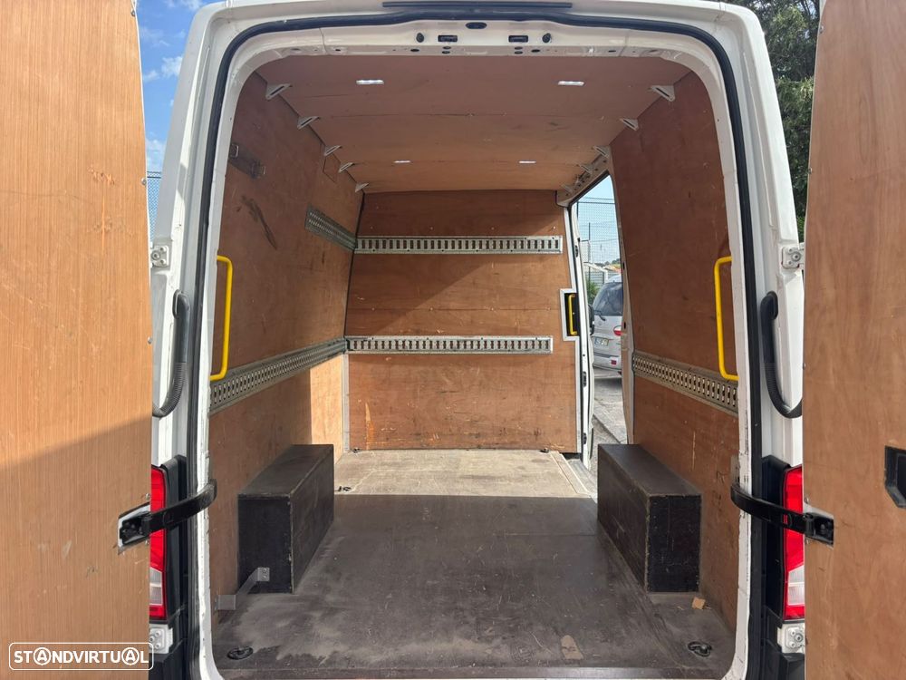 MAN TGE 2.0 TDI 140cv - L3 H3 - AC - CÂMERA - IVA DEDUTÍVEL - 13