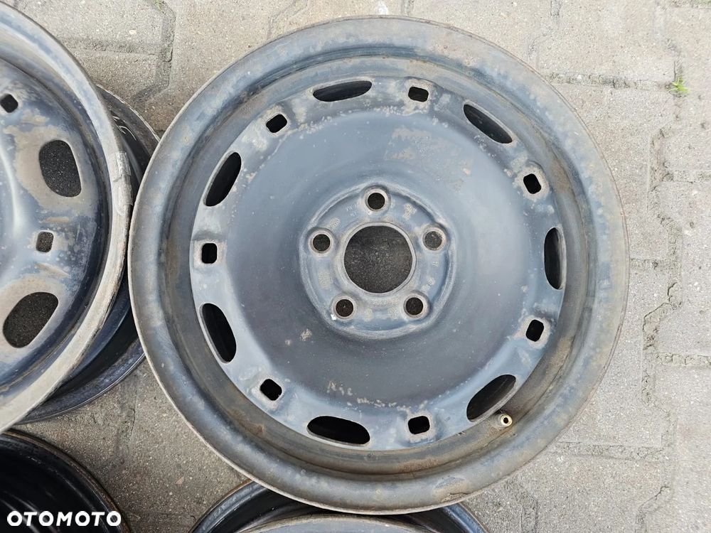 (S44) Felgi stalowe 14'' Volkswagen OE Polo Golf 4 Skoda Rapid Octavia Fabia Audi A1 A3 / 5Jx14 ET35 5x100 - 3