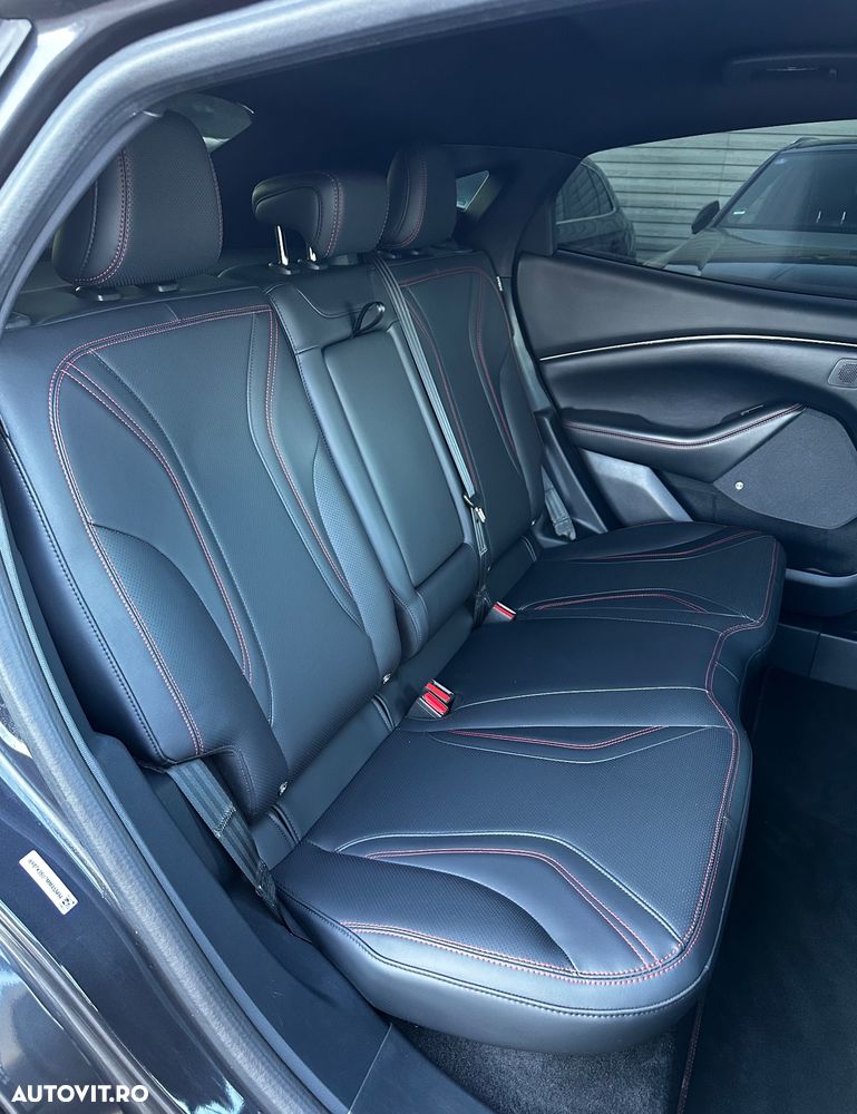 Ford Mustang Mach-E AWD Extended Range 258 kW Premium - 28