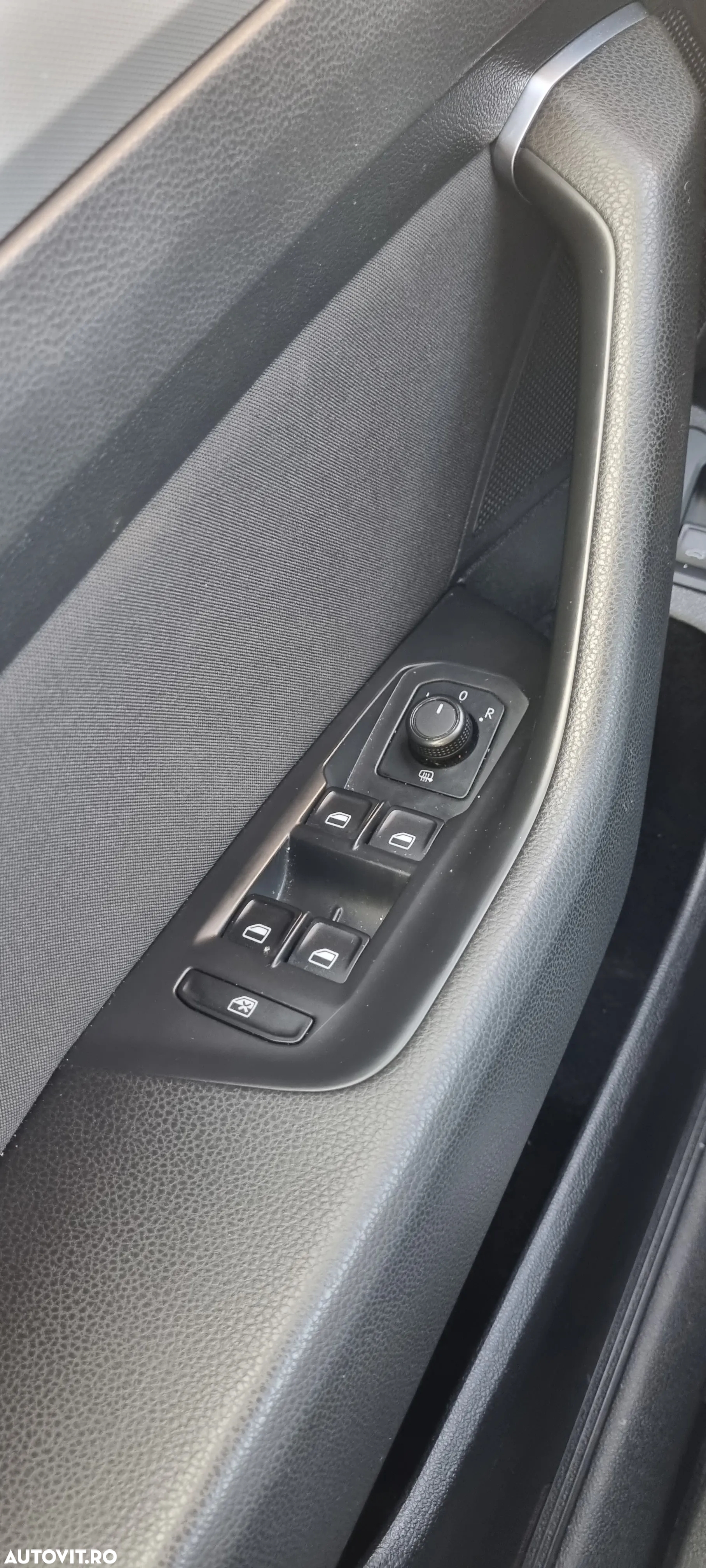 Volkswagen Passat Variant 2.0 TDI DSG Comfortline - 16